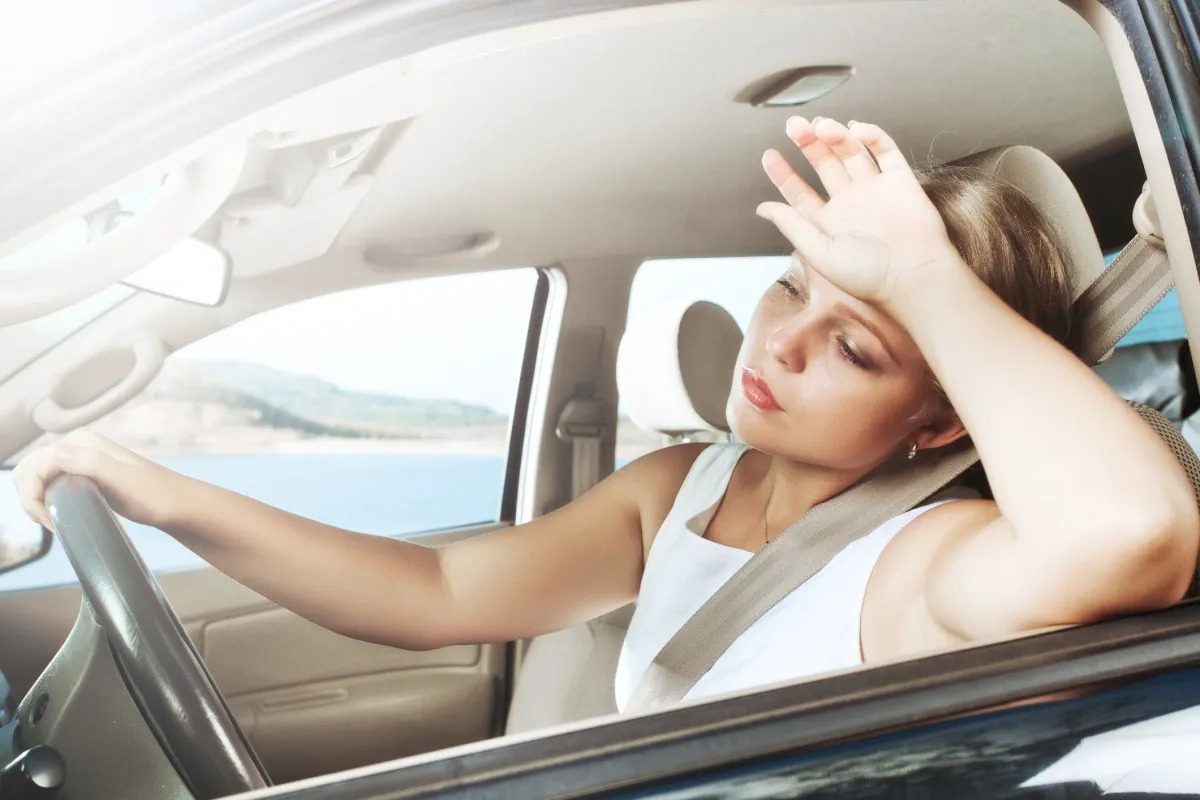 Как сделать, чтобы в машине не было жарко: все поражены лайфхаком