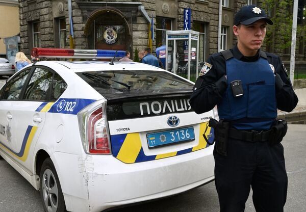Відому українську співачку затримала поліція: що сталося