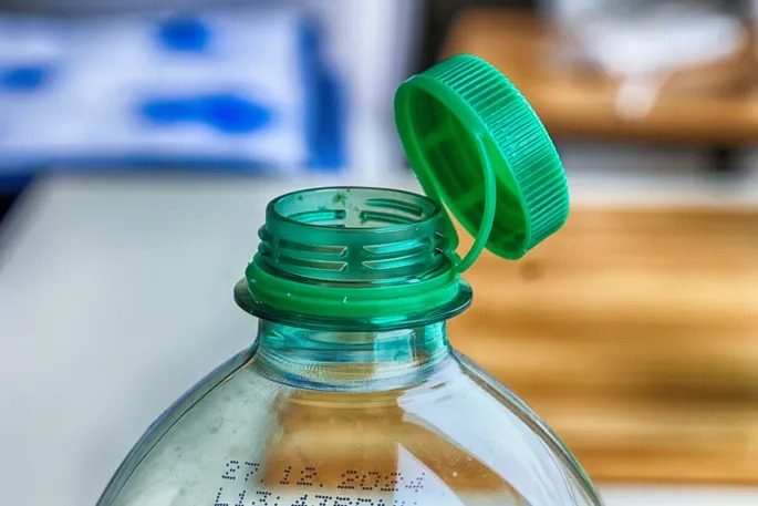 В Евросоюзе исчезнут привычные пластиковые бутылки: в чем причина ➤ Prozoro.net.ua