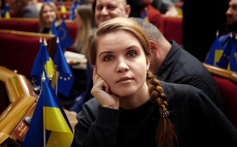 Безугла вийшла з фракції “Слуга народу” ➤ Prozoro.net.ua