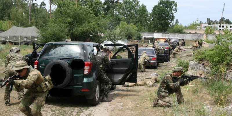 Сотні українців у Польщі готові долучитися до Українського легіону