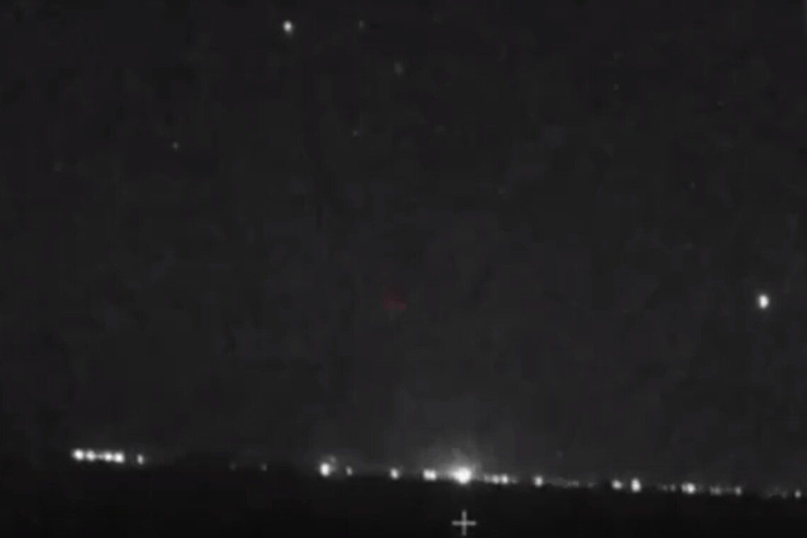 СБУ та ВМС ЗСУ завдали удару по російській базі на Донузлаві: ворог зазнав втрат