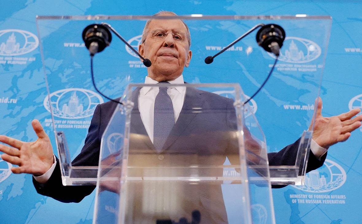 Лавров не смог ответить, как Путин ответит на удары по РФ