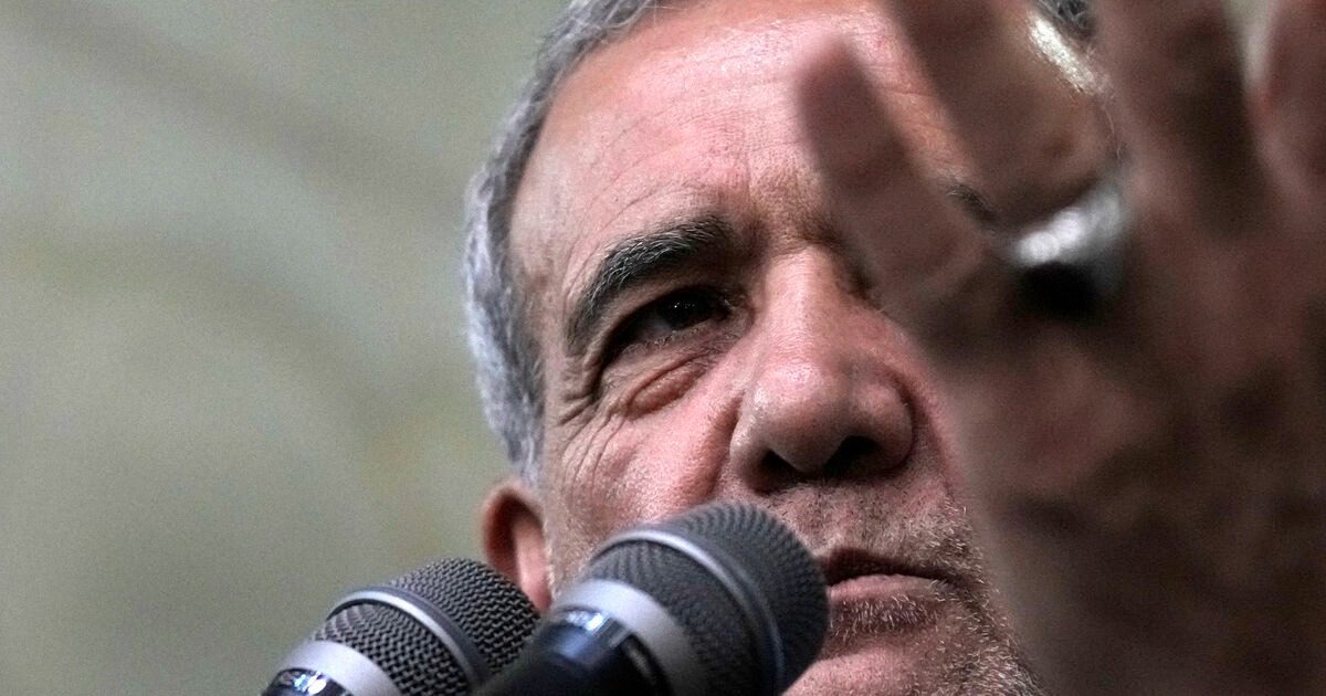 Плохая новость для РФ: в Иране выборы выиграл сторонник Запада