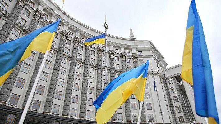 Заявления на увольнение подали три министра и глава Фонда госимущества