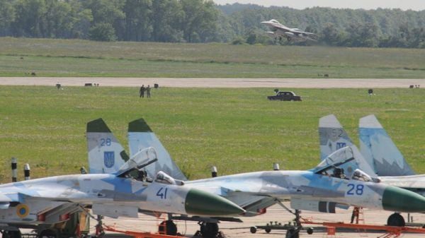 Ракетний удар РФ по аеродрому у Миргороді: тяжкі наслідки