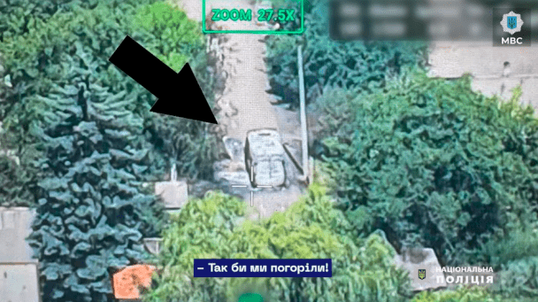 Под Торецком оккупанты попали в кабину эвакуационного авто — видео