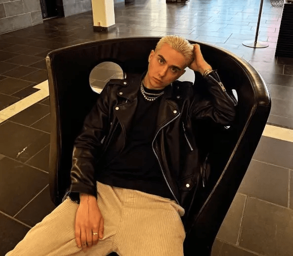 "Чхати хотів": від яких приватних концертів Melovin не збирається відмовлятися під час війни 3 "Чхати хотів": від яких приватних концертів Melovin не збирається відмовлятися під час війни