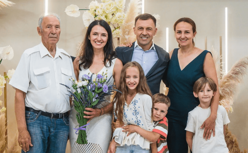 Чоловік Валентини Хамайко зізнався, чому погодився розписатися після 18 років спільного життя ➤ Prozoro.net.ua