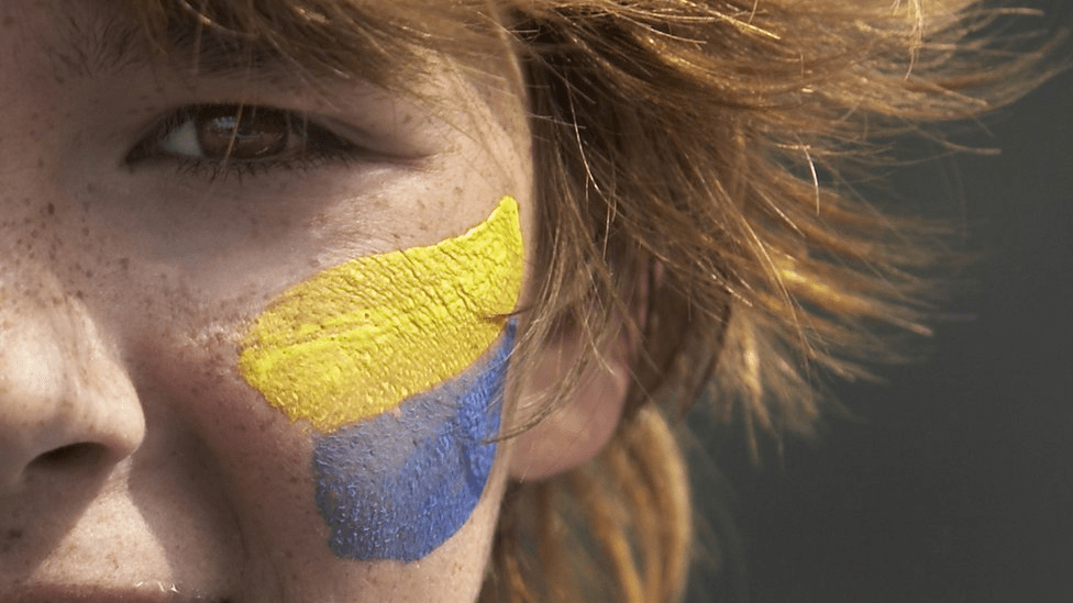 Скільки українців користуються рідною мовою вдома – опитування