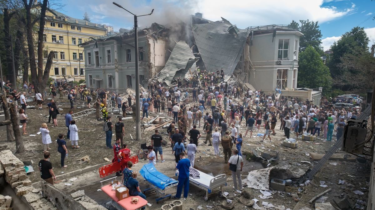 Українці зібрали для «Охматдиту» 300 млн гривень за 41 годину