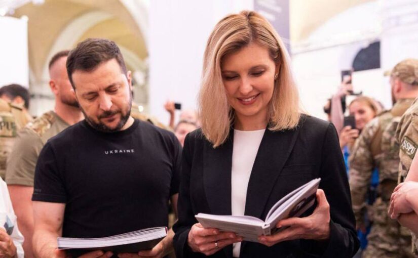 Ніжно притулилася до чоловіка: милі фото Зеленських із Білого дому ➤ Prozoro.net.ua