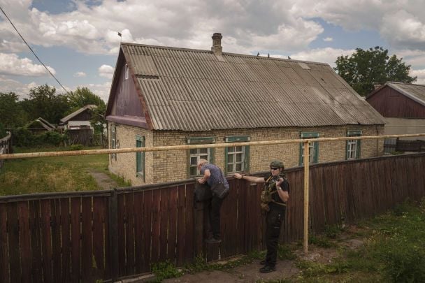 В Торецке проходит эвакуация мирных жителей: фото