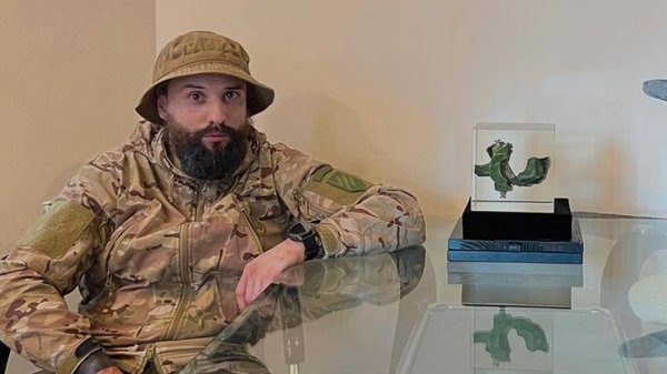 Боец-комик Розовый резко ответил на вранье пропагандистских СМИ