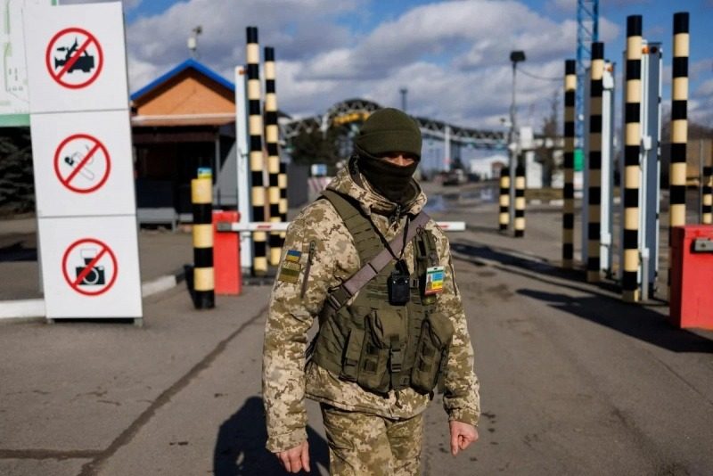Кабмин ввел новое обязательство для мужчин