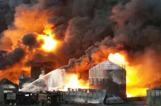 В Ростовской области горит нефтебаза из-за атаки дронов: видео ➤ Prozoro.net.ua