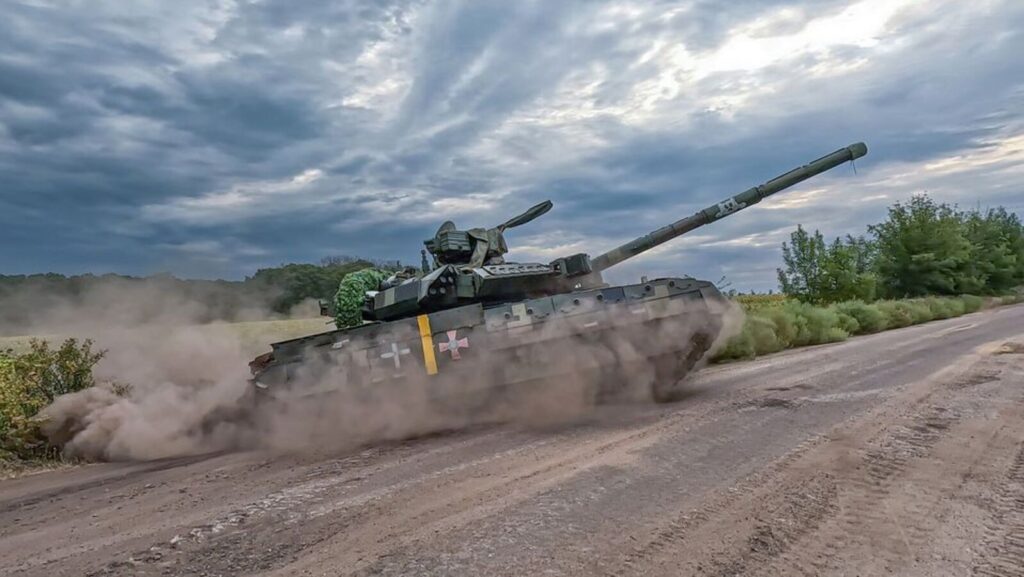 Захищає Харківщину: ЗСУ вперше показали український "Оплот" 3 Захищає Харківщину: ЗСУ вперше показали український "Оплот"