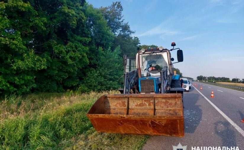 На Київщині трактор підірвався на боєприпасі: фото  ➤ Prozoro.net.ua