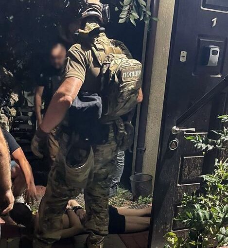 В Киеве мужчина за 6 тысяч долларов согласился сжечь два авто полиции ➤ Prozoro.net.ua