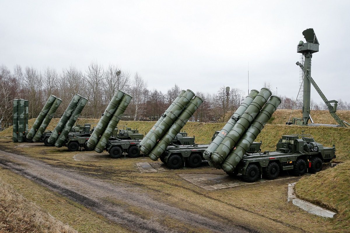 В Польше призвали сбивать российские ракеты, в НАТО ответили