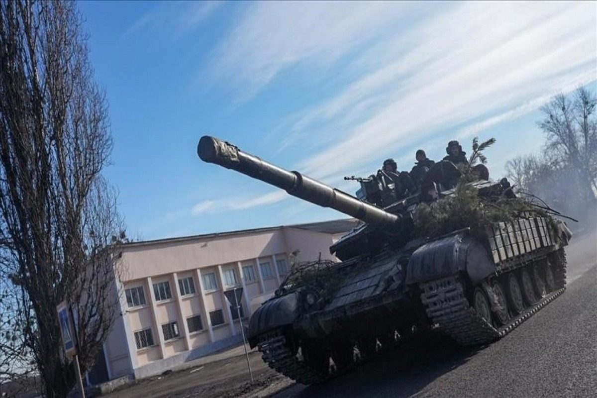 РФ сняла войска с 7 направлений и отправляет их в Курскую область