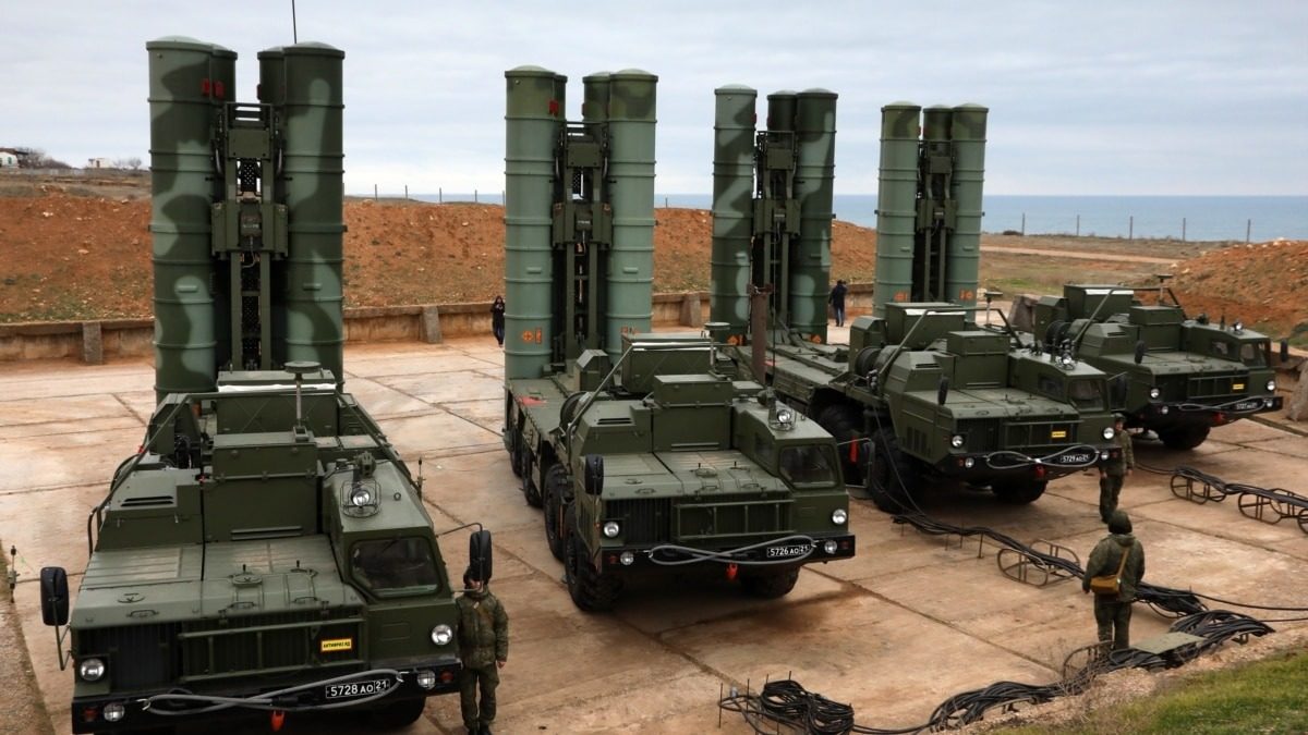 Росіяни вивозять ППО з Криму до РФ для захисту Кримського мосту