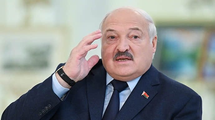 Кремль тисне на Лукашенка: Зеленський заявив про підготовку нових операцій з Білорусі