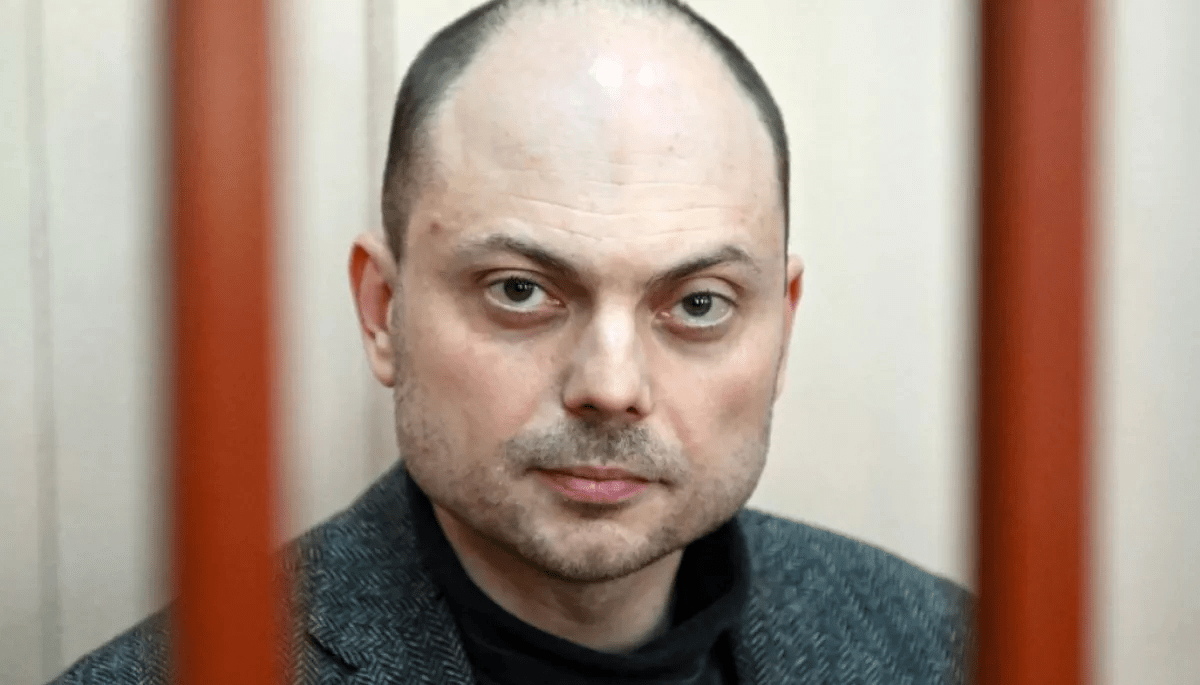 «Думав, що помру»: дзвінок сімей звільнених з обміну США та РФ