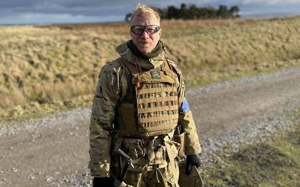 Раненый на фронте украинский актер стал жертвой мошенников