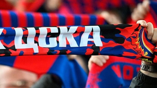 Подавился мясом: в РФ во время ужина самоустранился полковник ФСБ