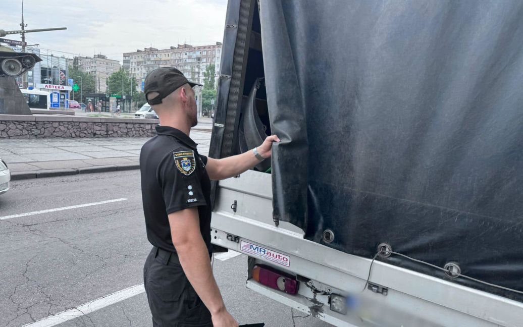 В ДТП попал грузовик, в котором было 2 тонны замороженных собак