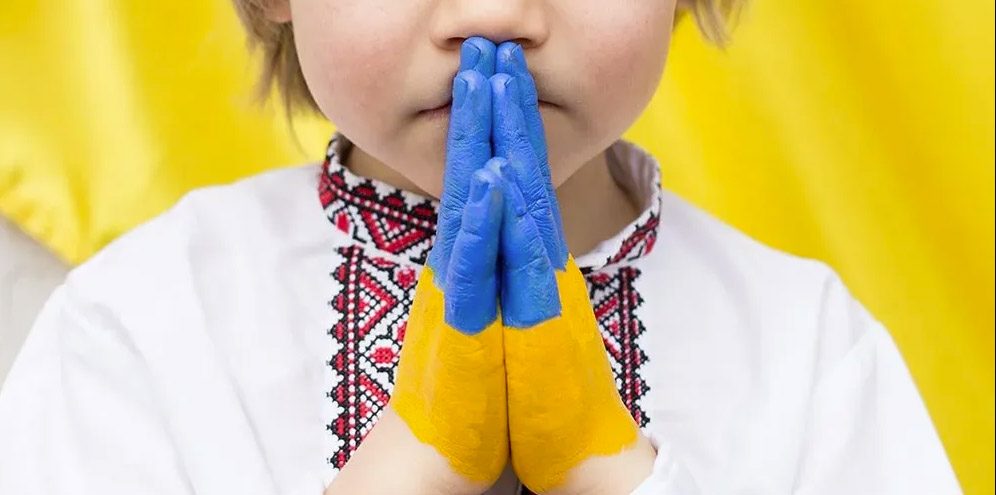 Вчителів на ТОТ окупанти вчать виявляти учнів, які підтримують Україну 