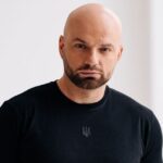 Відомий ведучий шокував, як його мама-українка підтримує війну  ➤ Prozoro.net.ua