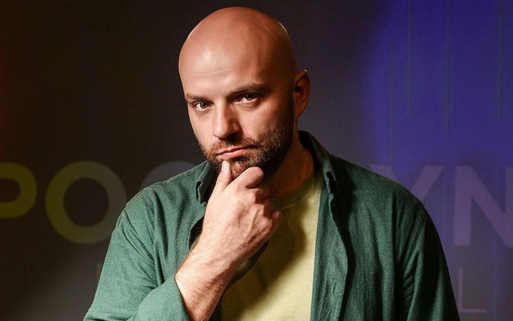 Відомий ведучий шокував, як його мама-українка підтримує війну 