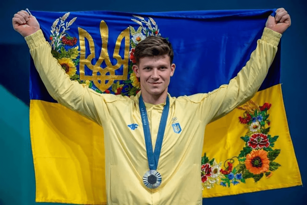 "Понад 7 годин під наркозом": тяжкий шлях українського гімнаста до срібла Олімпіади-2024