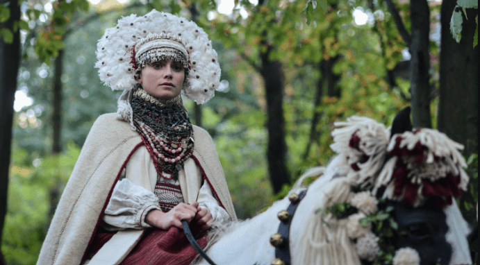 "Довбуш": 7 цікавих фактів про один з найдорожчих українських фільмів 5 "Довбуш": 7 цікавих фактів про один з найдорожчих українських фільмів