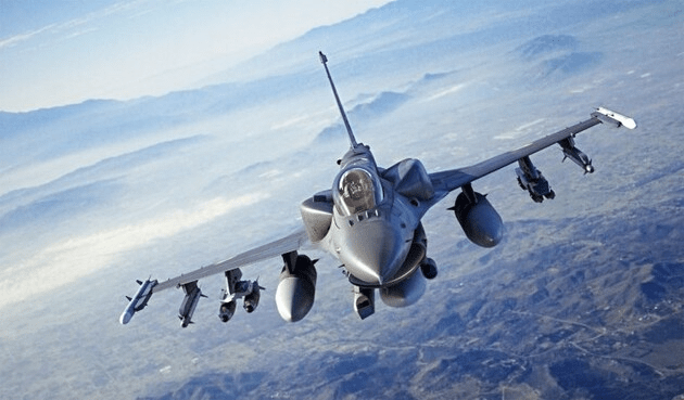 Після появи в України F-16 у Росії знову заговорили про “червоні лінії” – ISW