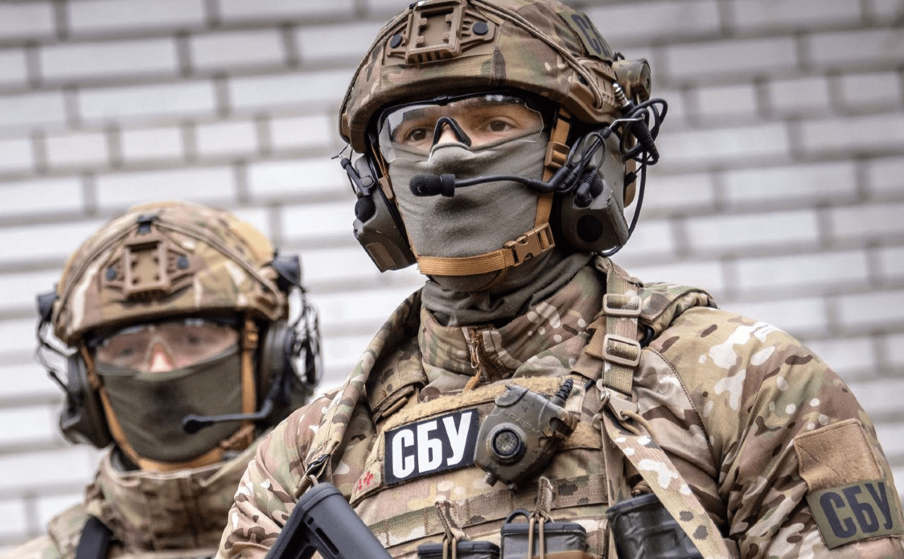 В Виннице СБУ схватила иностранца, поджигавшего авто военных ➤ Prozoro.net.ua
