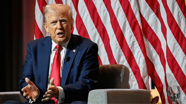 “Зеленський – один із найкращих продавців в історії”: Трамп в інтерв’ю Маску про Зеленського, Путіна та війну
