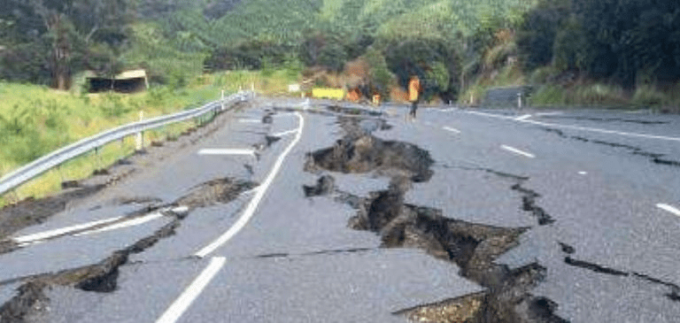 В Черном море возле Крыма произошло землетрясение