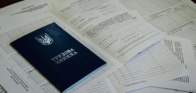 В Україні зникають “чоловічі” робочі місця: чи можуть жінки виправити ситуацію на ринку праці