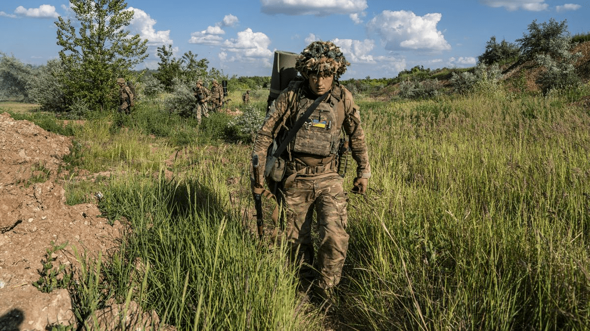 На Курщині взяли у полон темношкірого “командира гранатометного розрахунку” РФ (відео)