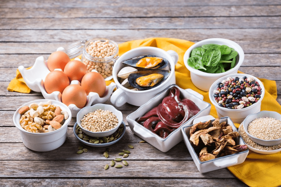Який вітамін потрібен для нервової системи та які продукти його містять