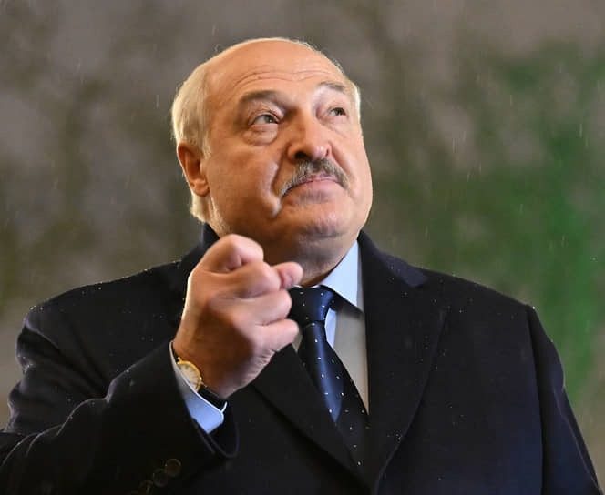 Кремль тисне на Лукашенка: Зеленський заявив про підготовку нових операцій з Білорусі