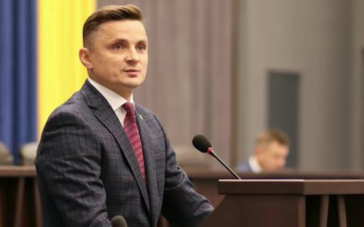 Суд восстановил в должности подозреваемого во взяточничестве чиновника в Тернопольской области