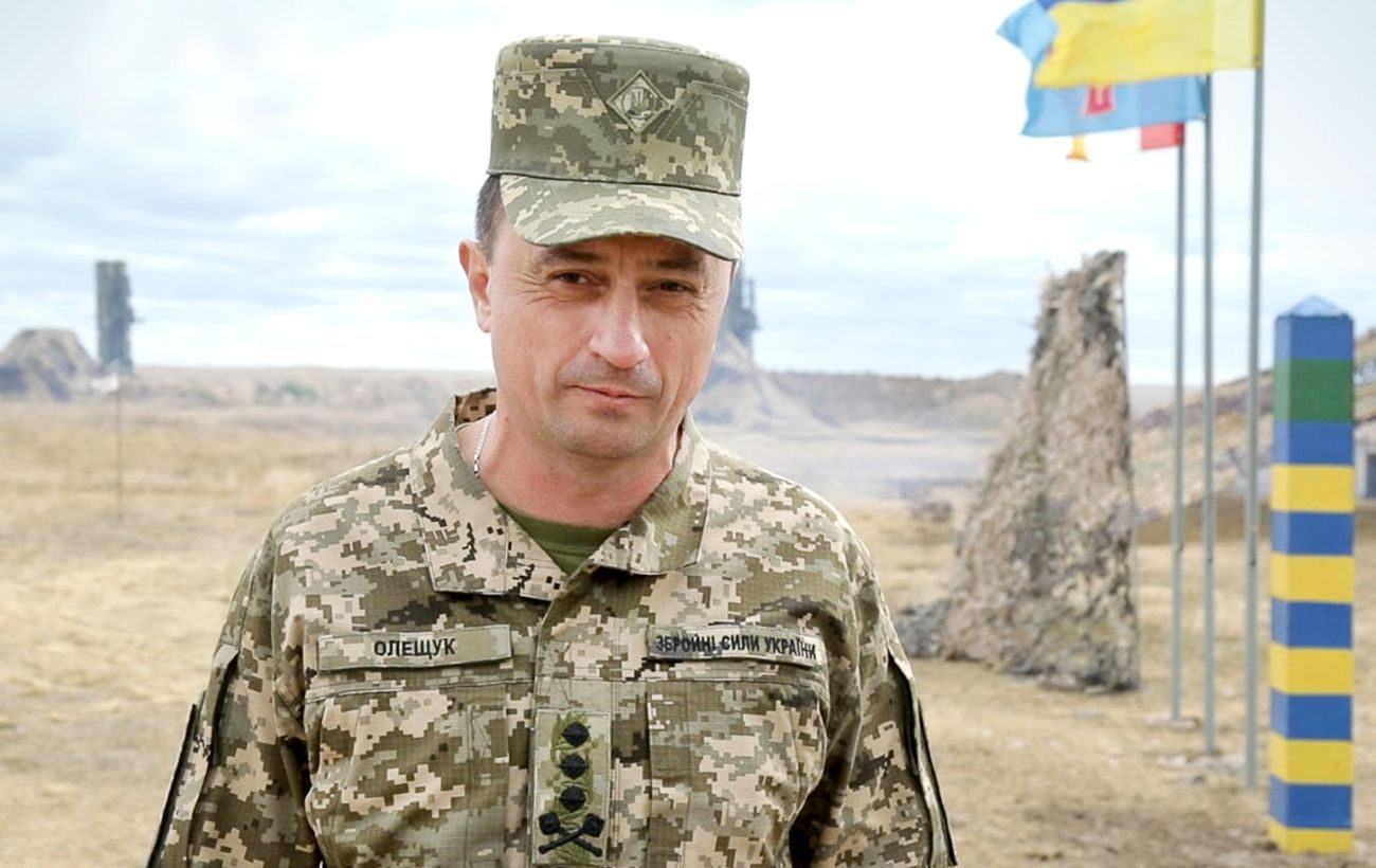 Не мешайте нам воевать: Олещук ответил Безуглой