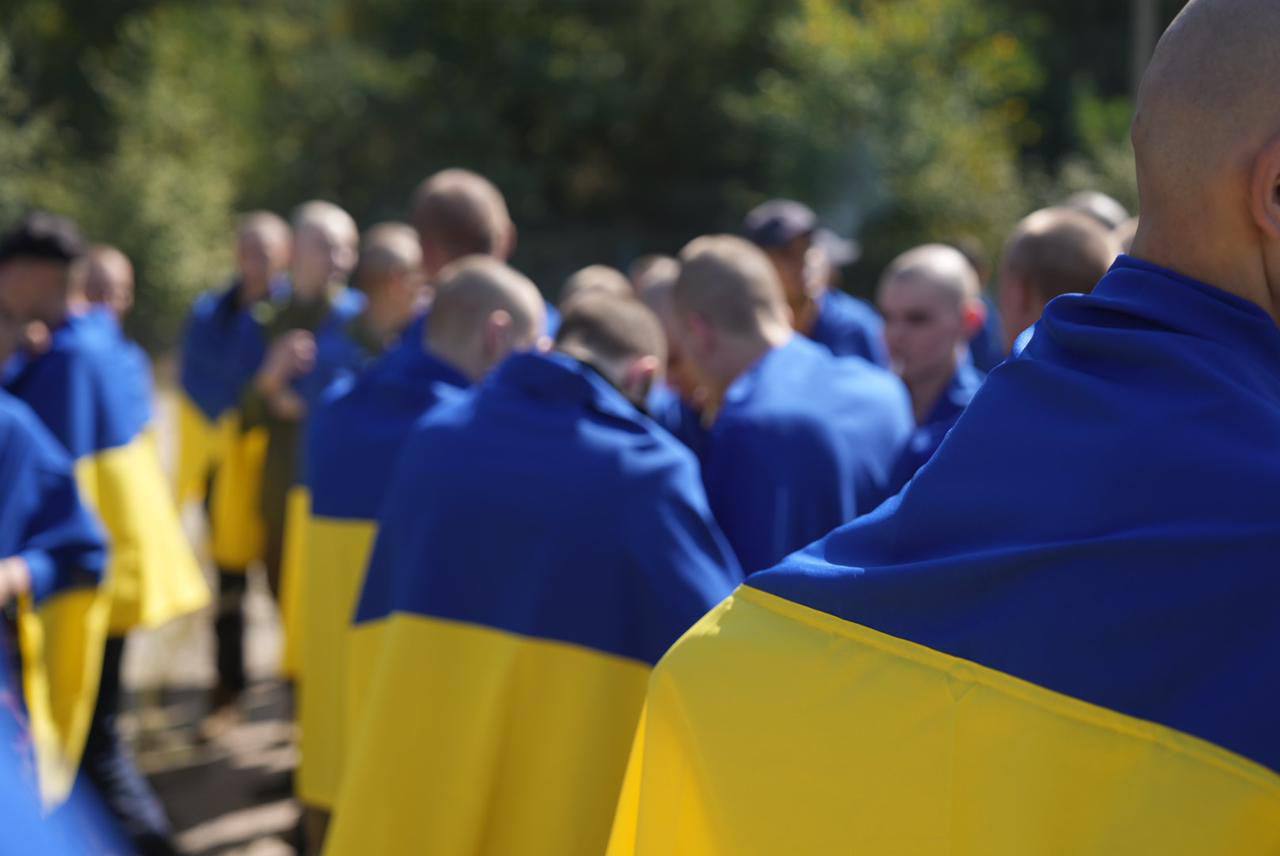 Из плена Украина вернула домой 115 защитников ➤ Prozoro.net.ua