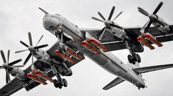 Снаряжены 13 Ту-95: может ли РФ запустить сотни ракет, — эксперт