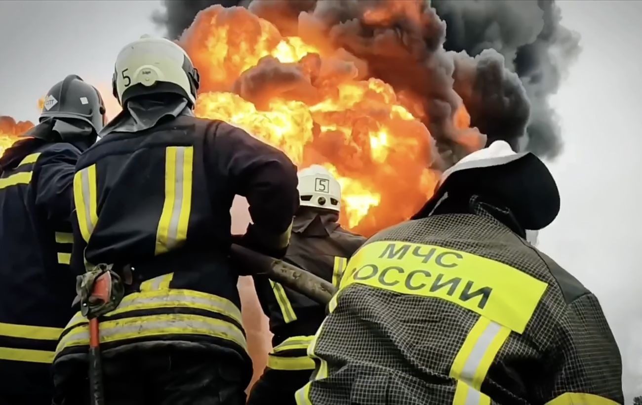 “15 років будували – і все згоріло”: росіяни в істериці (відео)