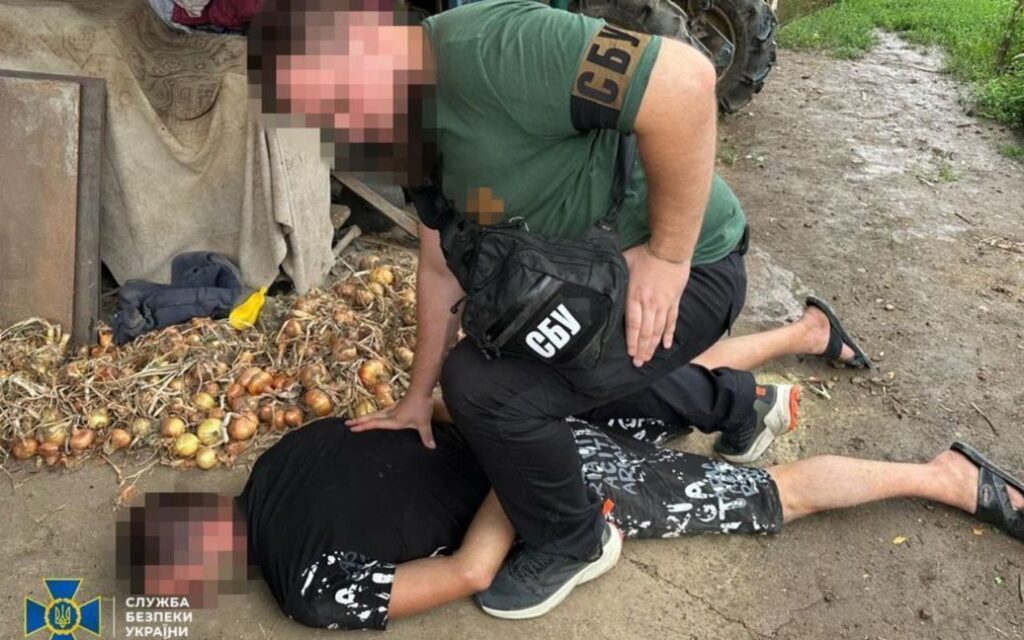 В Виннице СБУ схватила иностранца, поджигавшего авто военных